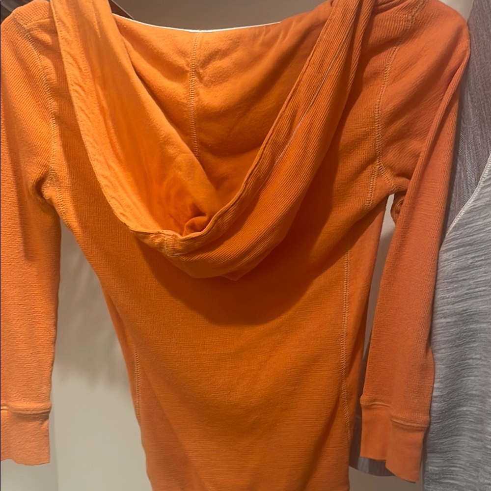 Hollister Orange Hoodie Sweatshirt - Picture 4 of 4